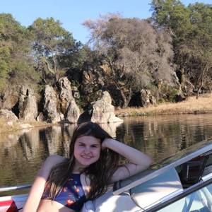 Meet your Posher, Ashley